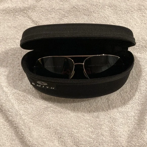 Smith Serpico aviator sunglasses 🖤😎 - Picture 6 of 6